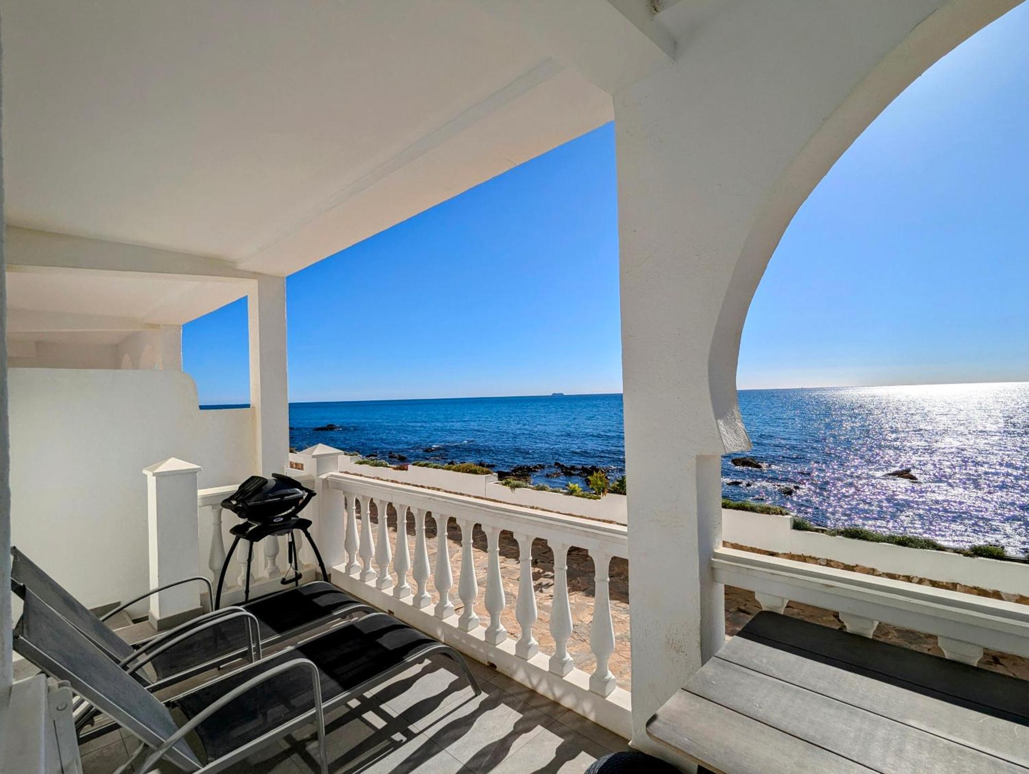 Rise & Shine Beachfront La Cala La Cala De Mijas Exterior photo